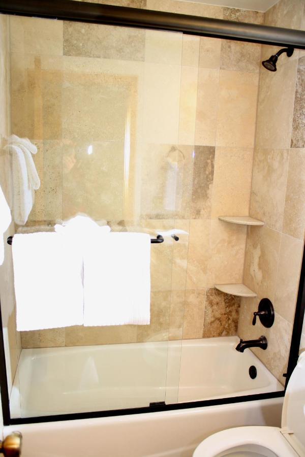 Woods Manor #302-A - Close To Main Street - Access To Indoor Hot Tub And Shuttle Брекенридж Экстерьер фото