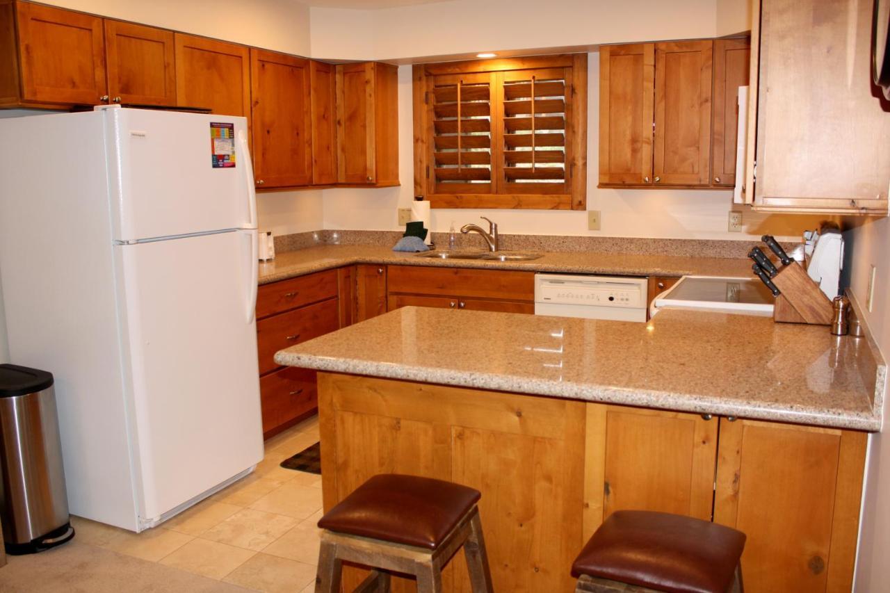 Woods Manor #302-A - Close To Main Street - Access To Indoor Hot Tub And Shuttle Брекенридж Экстерьер фото