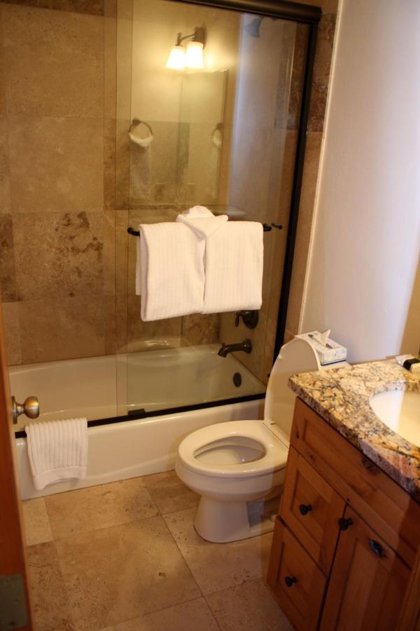 Woods Manor #302-A - Close To Main Street - Access To Indoor Hot Tub And Shuttle Брекенридж Экстерьер фото